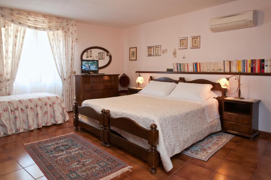 Bed&Breakfast Chiara Όλμπια Δωμάτιο φωτογραφία