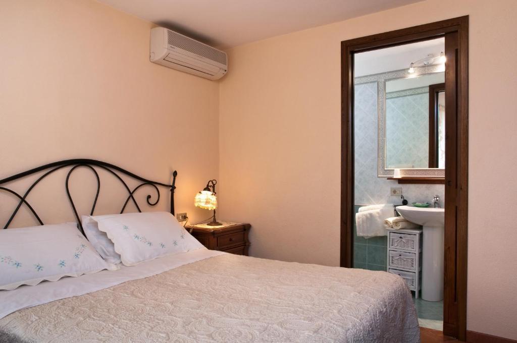 Bed&Breakfast Chiara Όλμπια Δωμάτιο φωτογραφία